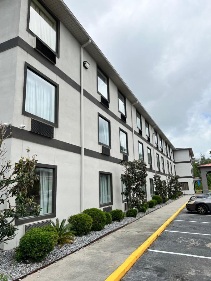 בילוקסי Quality Inn & Suites מראה חיצוני תמונה