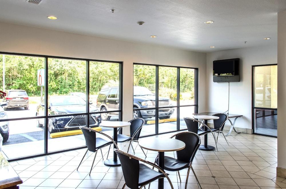 בילוקסי Quality Inn & Suites מראה חיצוני תמונה
