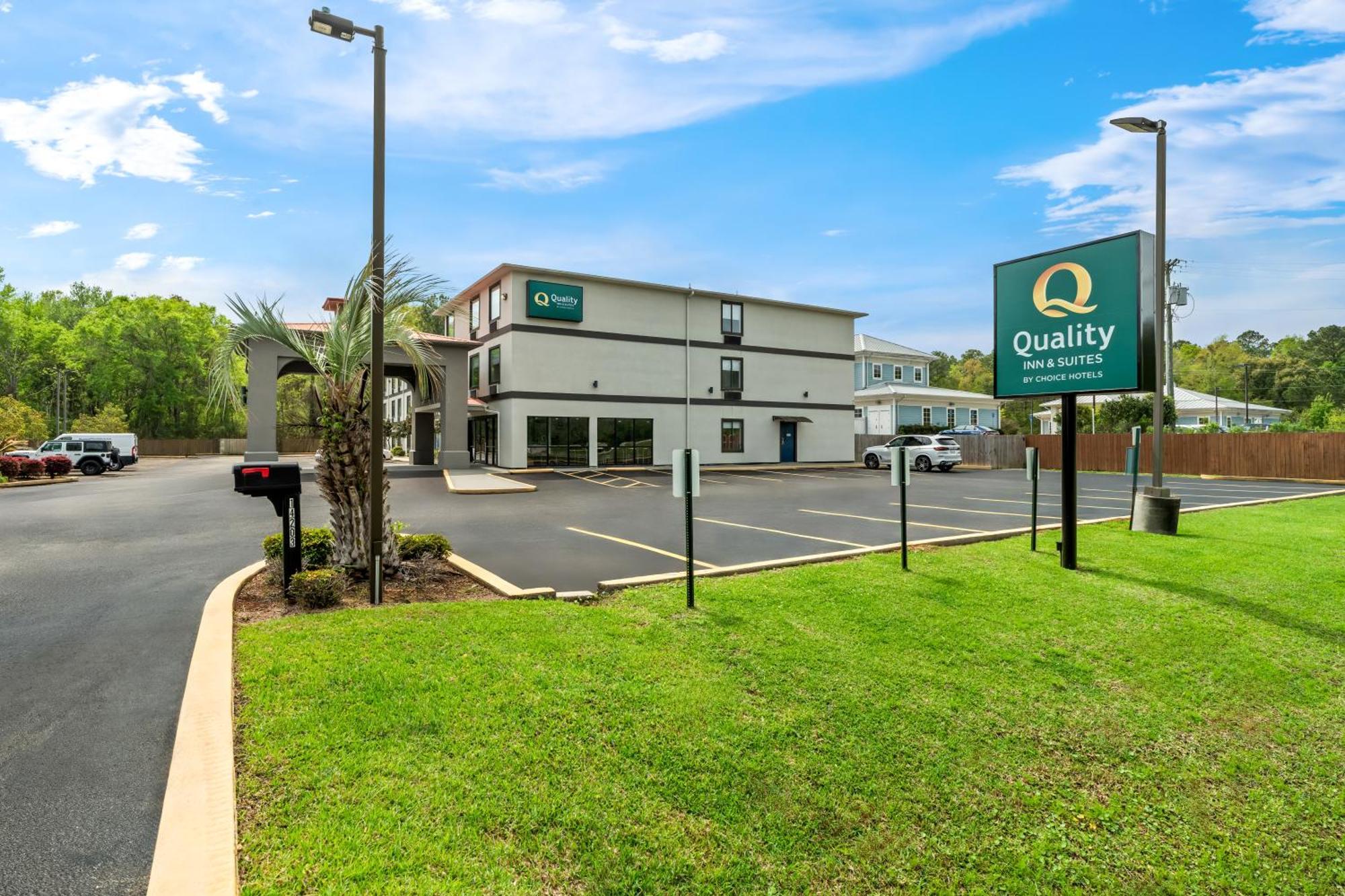 בילוקסי Quality Inn & Suites מראה חיצוני תמונה