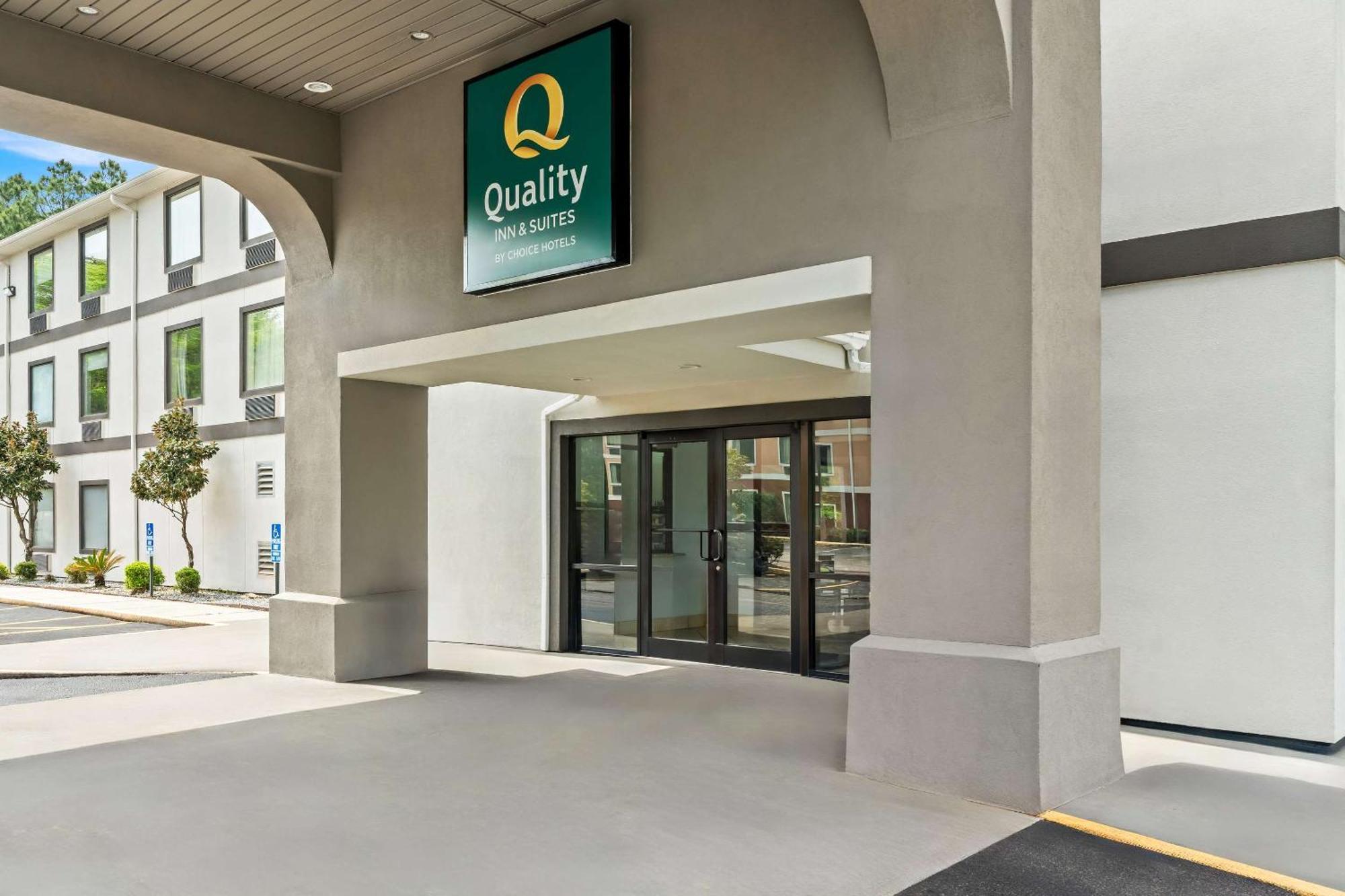 בילוקסי Quality Inn & Suites מראה חיצוני תמונה
